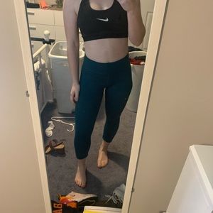 Fabletics cropped leggings